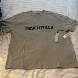 Essentials- fear of god T shirt